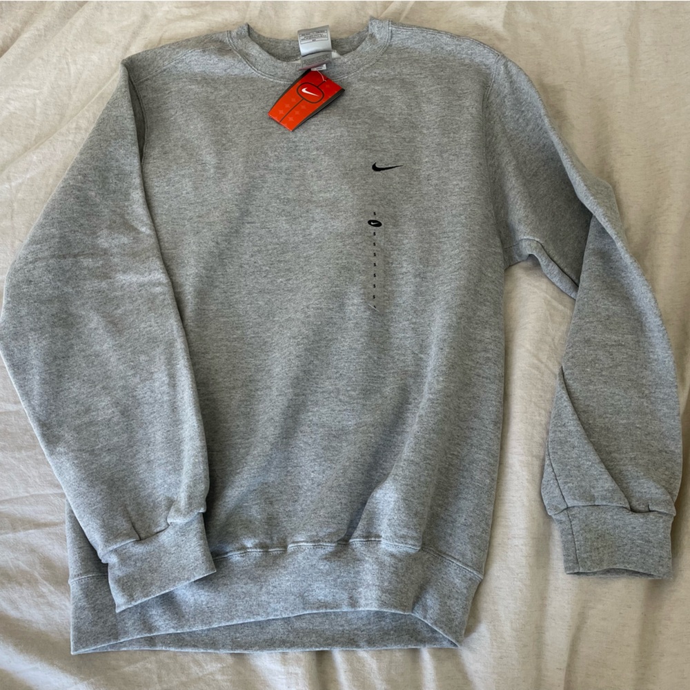 Vintage Men’s Nike Solo Swoosh crew neck sweatshirt size S *NEW*